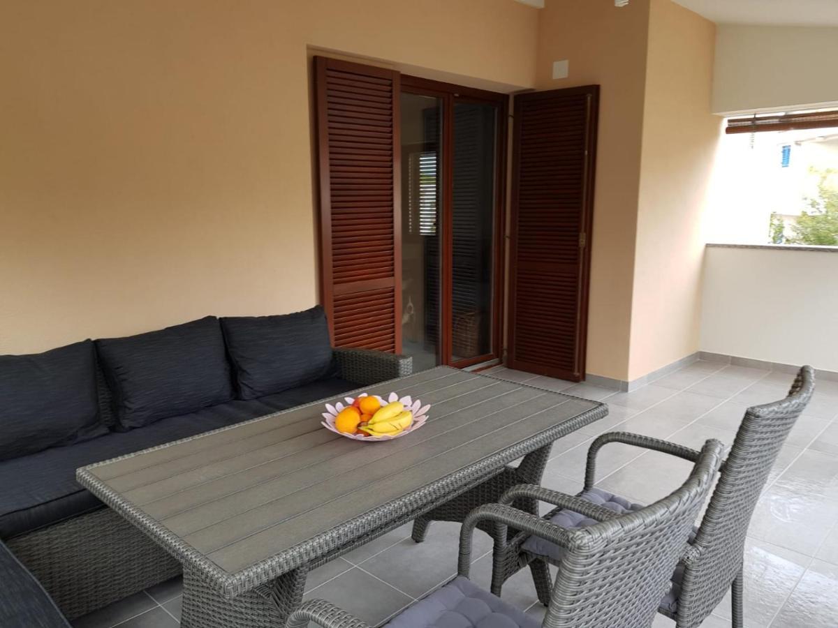 Apartamento Relax Zone III Malinska Exterior foto